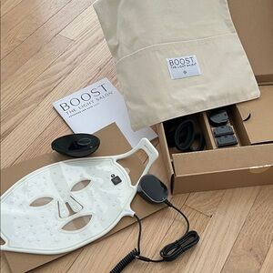 The Light Salon Boost Advanced LED Face Mask